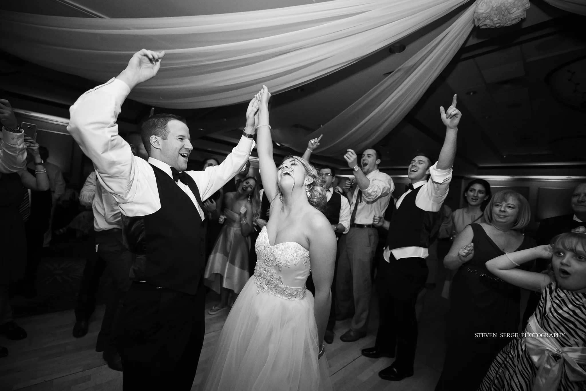 scranton-wedding-photographers-hilton-steven-serge-photography-44.jpg