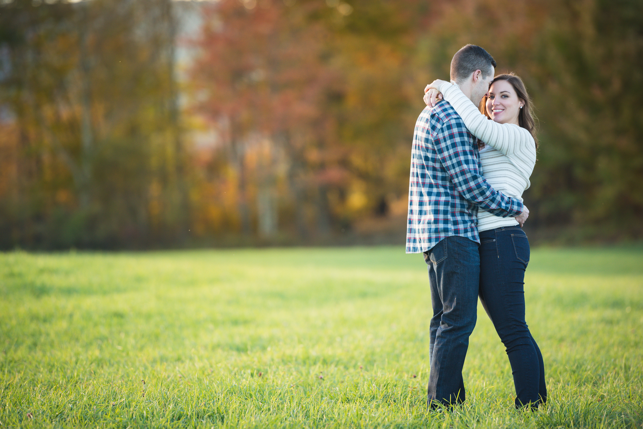 Farm-engagement-shoot-photography-steven-cottrell-lake-barn-14.jpg