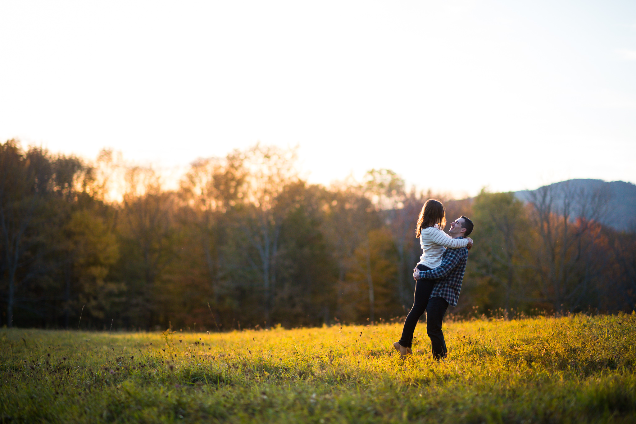 Farm-engagement-shoot-photography-steven-cottrell-lake-barn-18.jpg