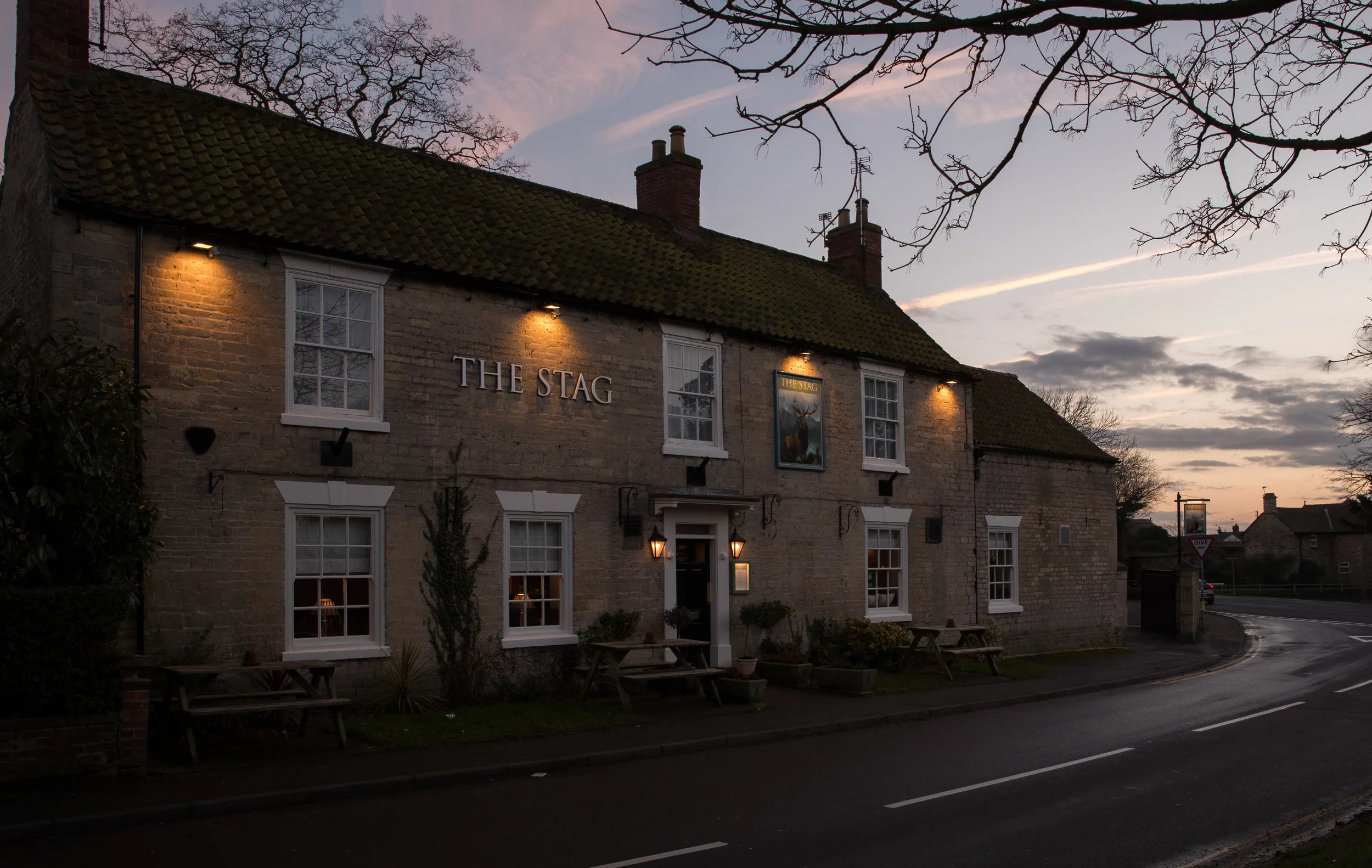 TheStagInn_160.jpg