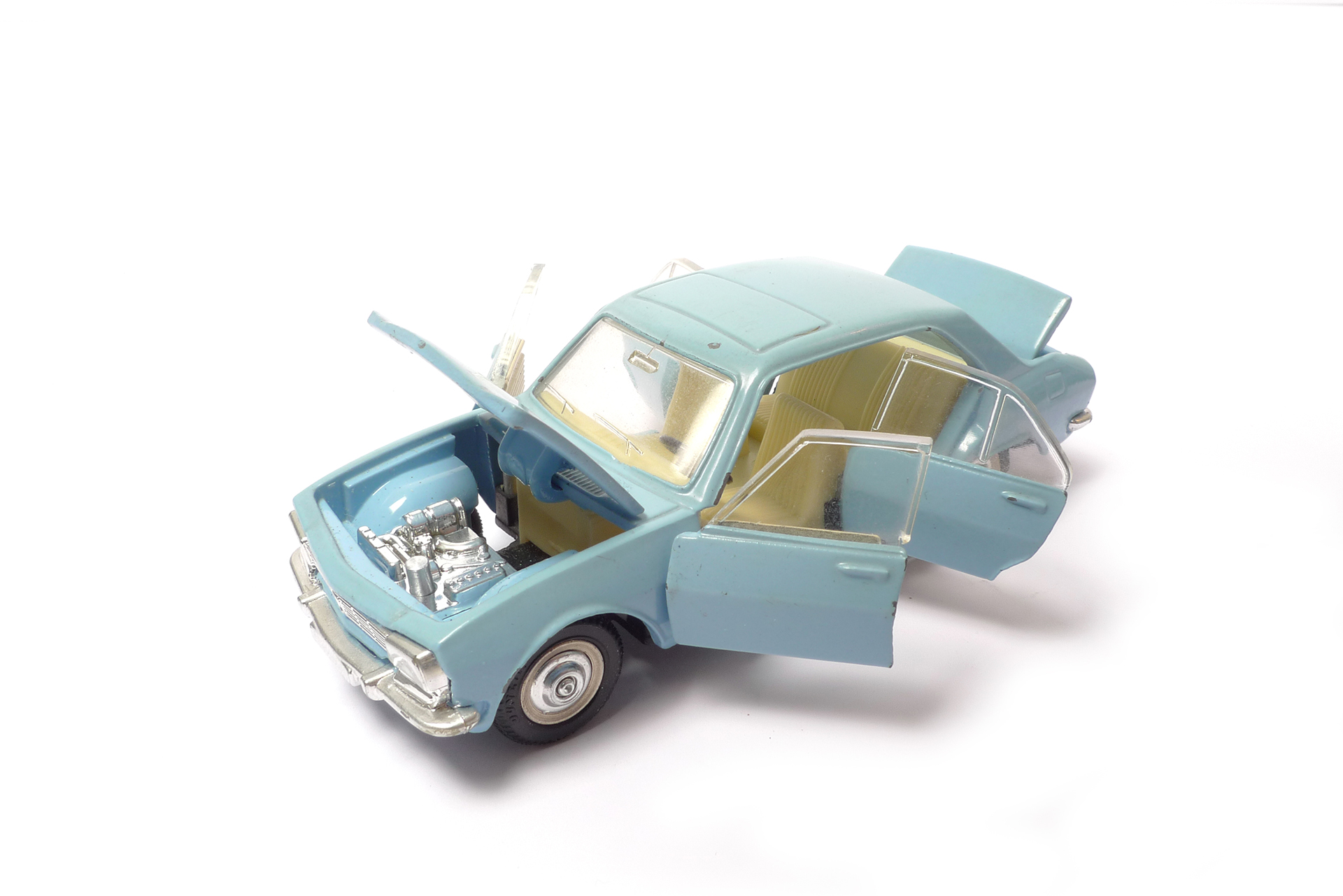 Dinky_1415FR_Peugeot_FrontseiteB.jpg