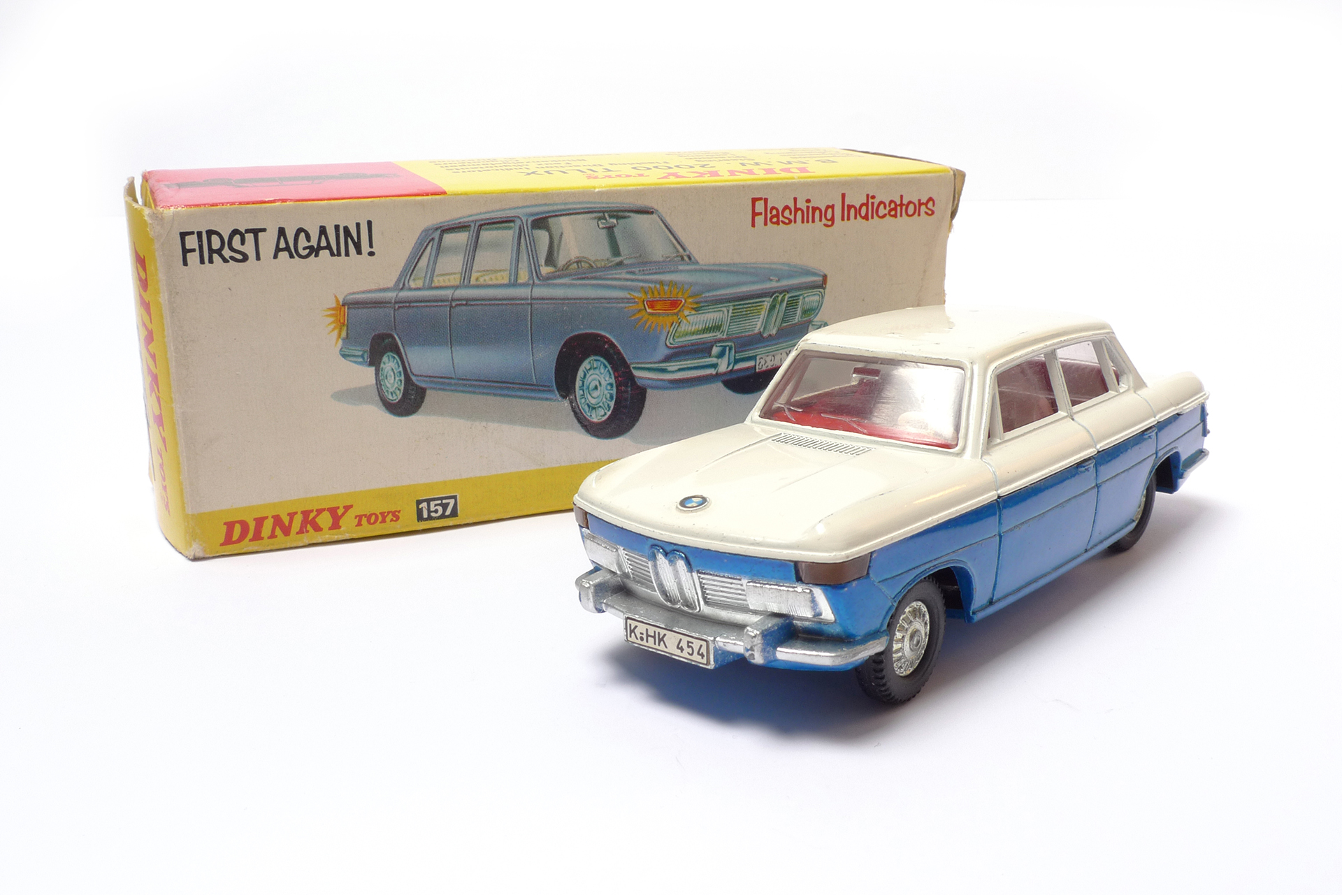 Dinky_157_BMW_2000_Box_Front.jpg