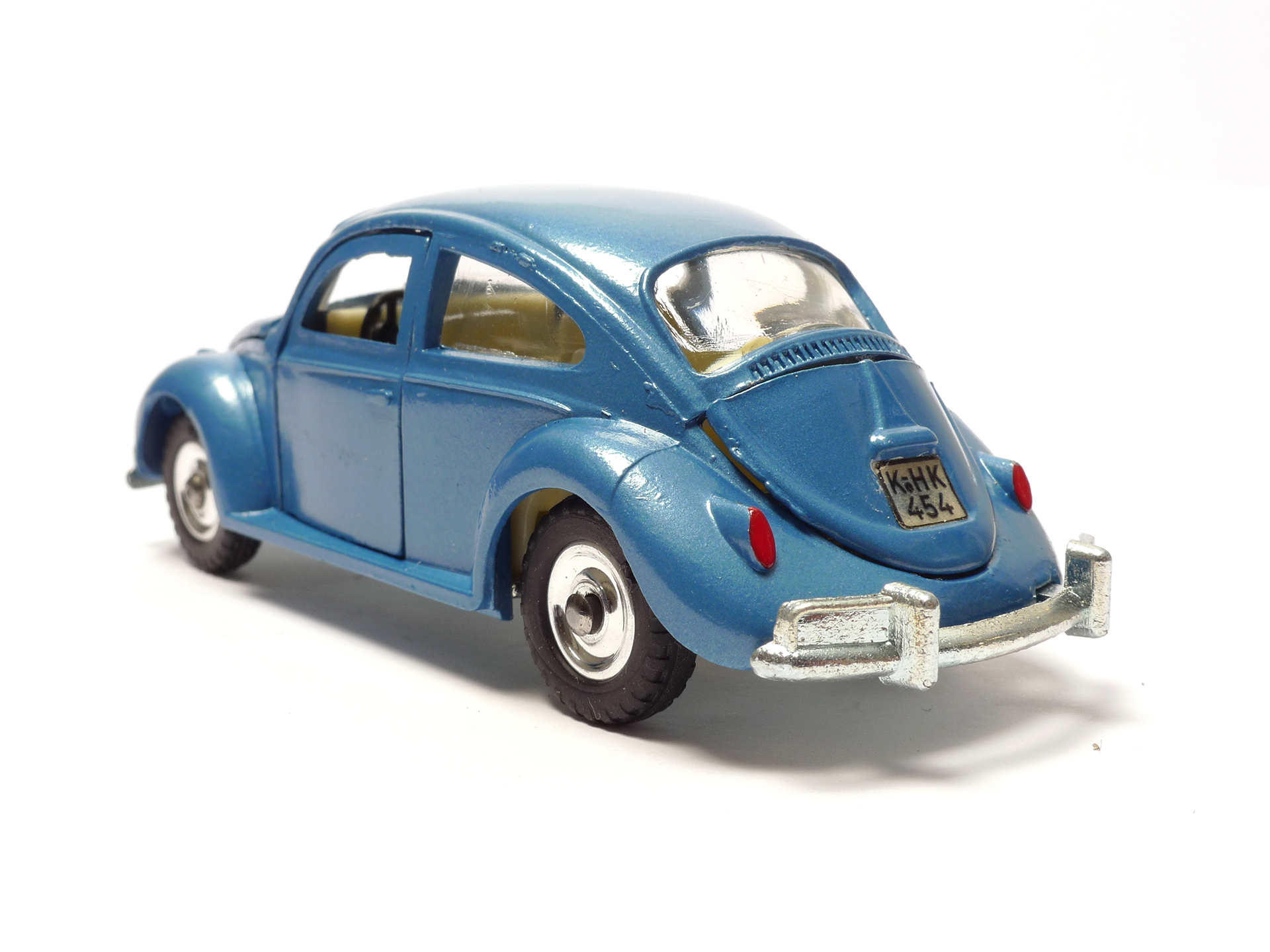 Dinky_129_VW_Heckseite_C.jpg