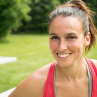 Karine Giguère: Entraîneure à Lac-Beauport depuis 1995. Enseigante en éducation physiques depuis 2005. Professeure de danse depuis plus de 15 ans.Certifications également en yoga, Pilates, Pound, stretching, spinning. «Bouger est au centre de ma vie et le partag er est ce qui m'anime le plus! »