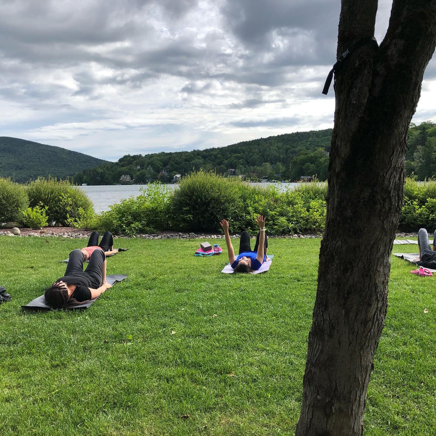 Yoga ce matin 
#entourageresort #yoga #eslinspiration #feelinggood