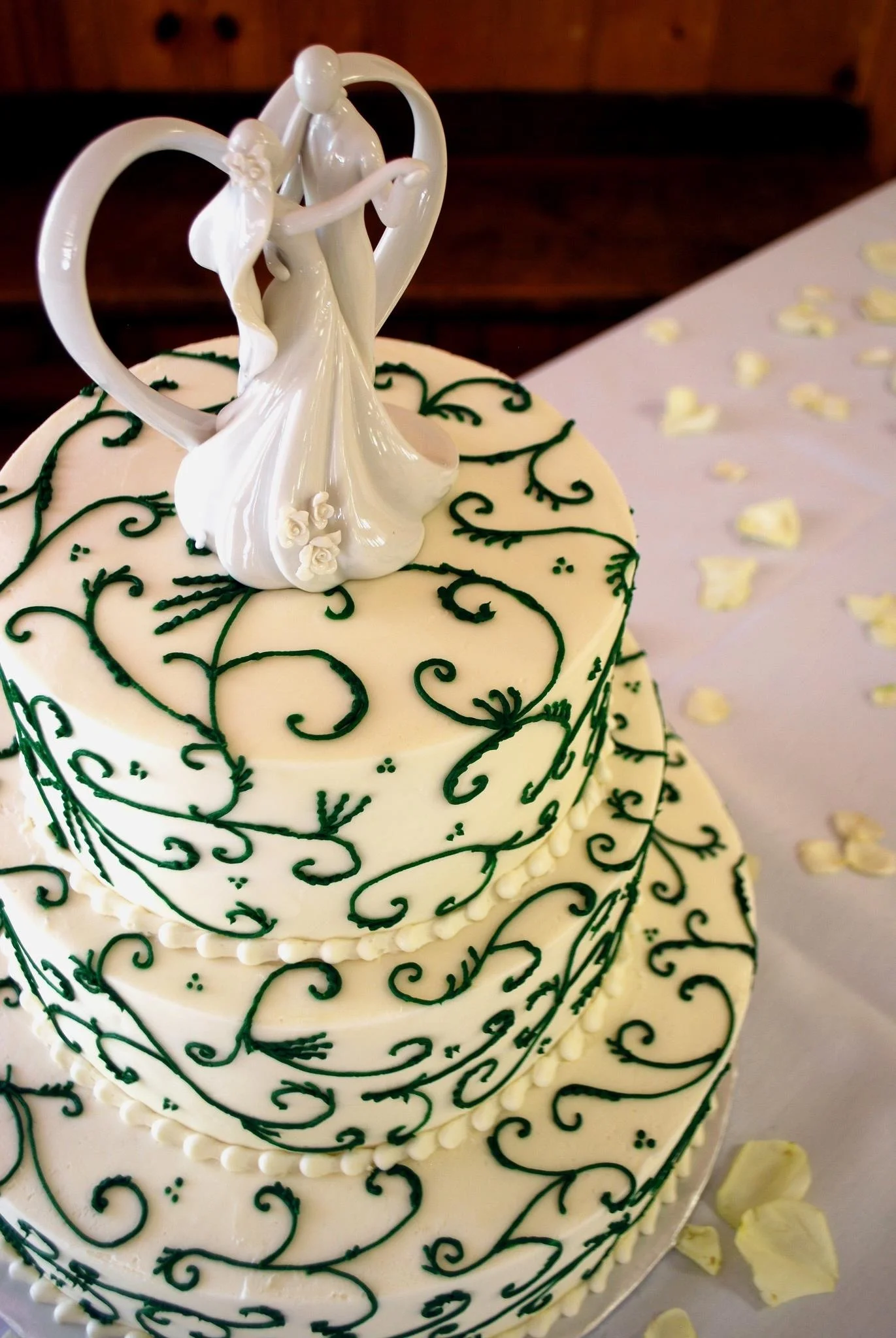 Handpiped in green