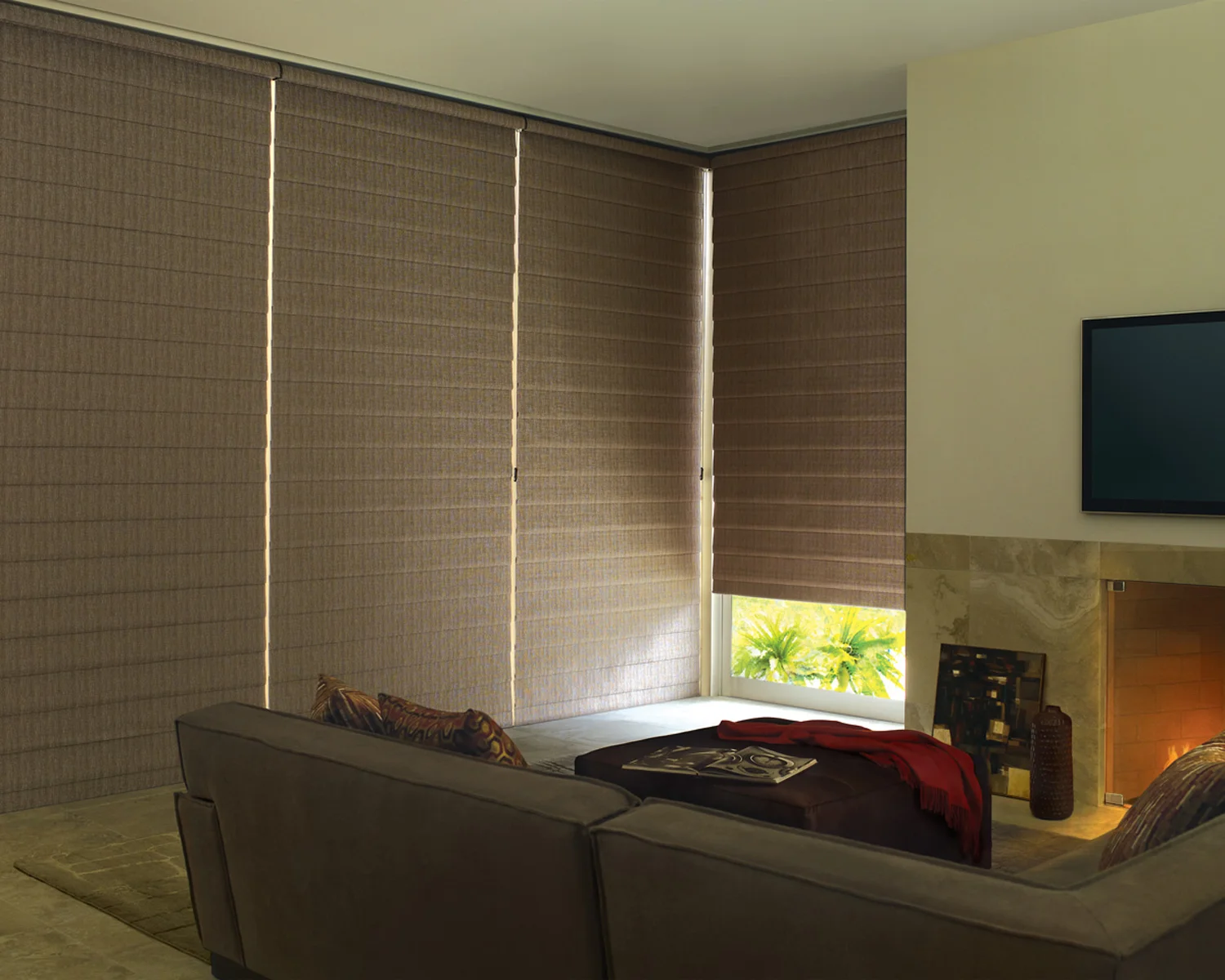 Alustra Vignette Modern Roman Shades