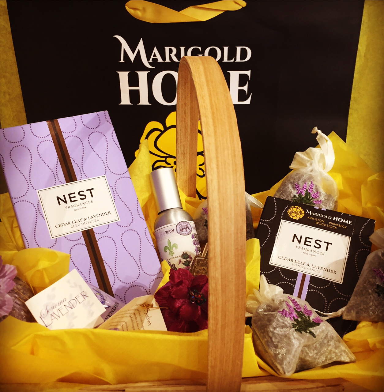 fashion show gift basket.JPG