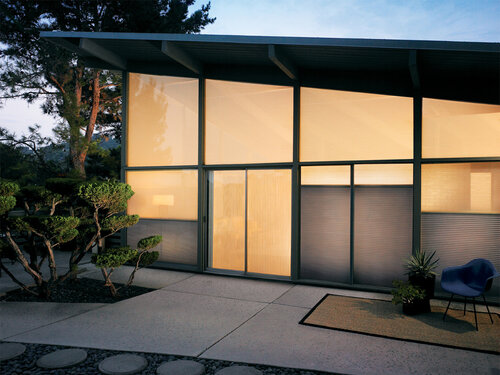 architella_outside_3.jpg