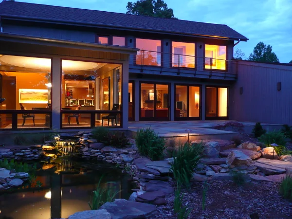 Exterior_9.jpg