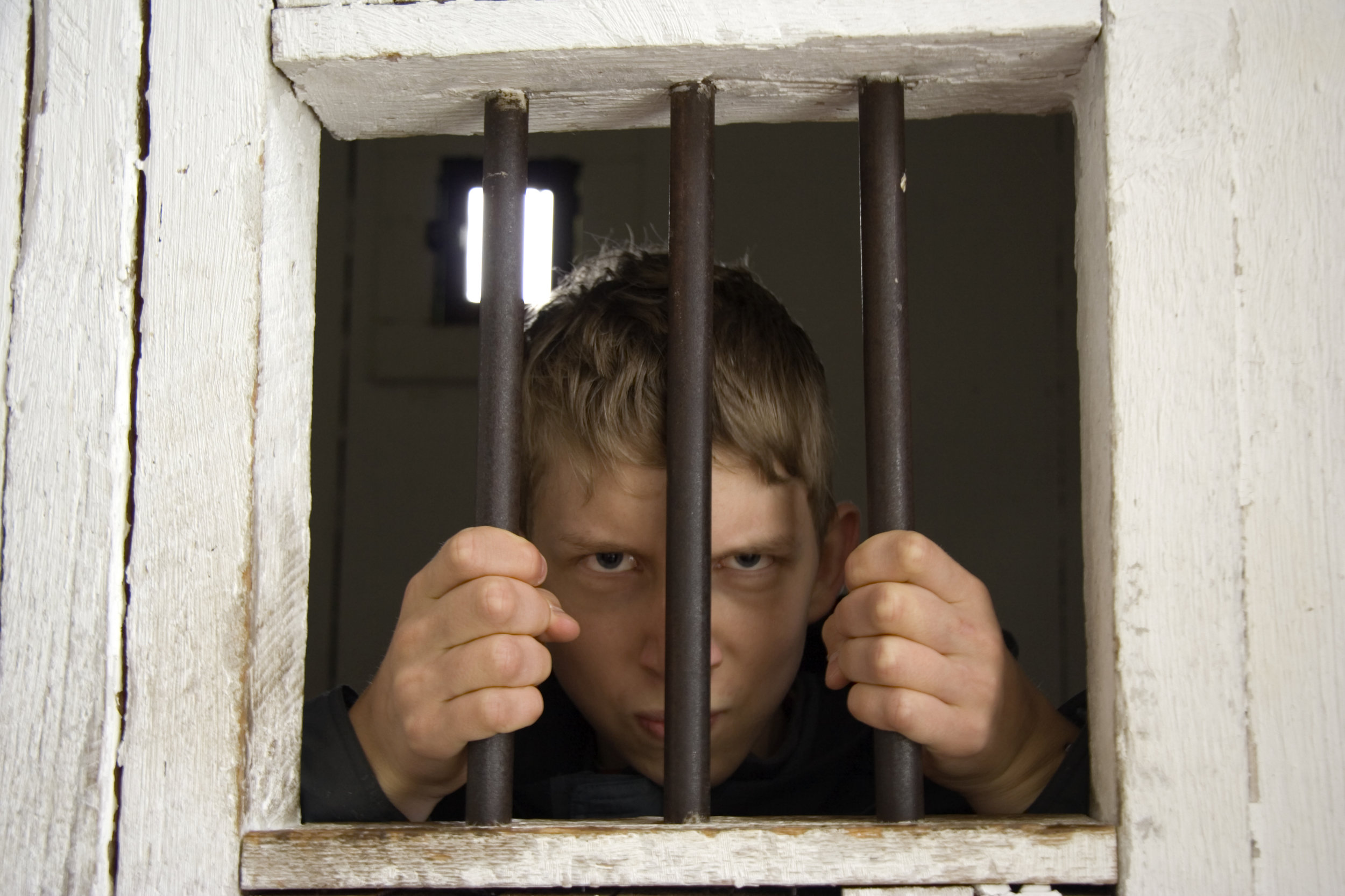 Малолетняя заключенная