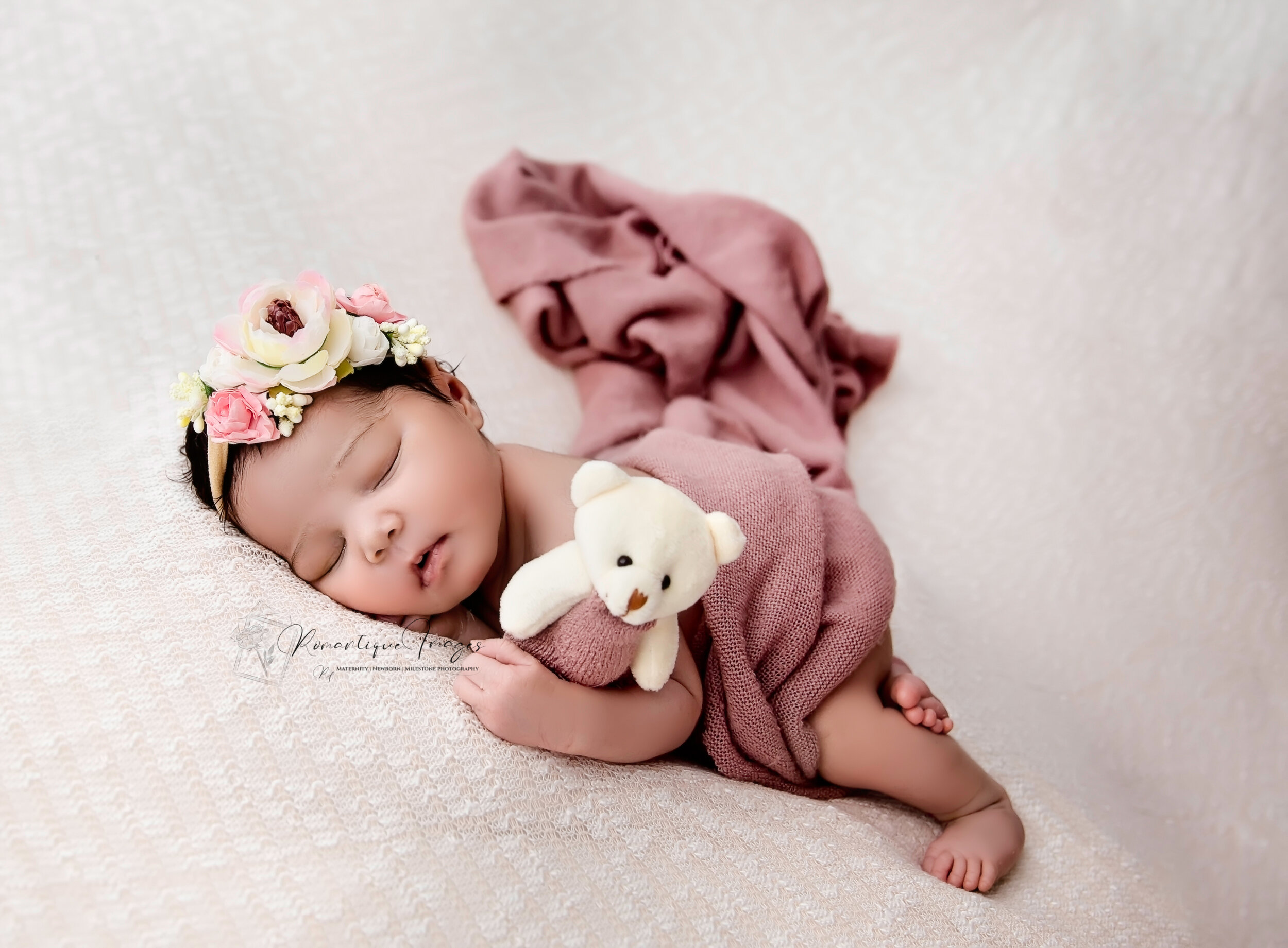 Baby (10)rinewbornphotography.jpg