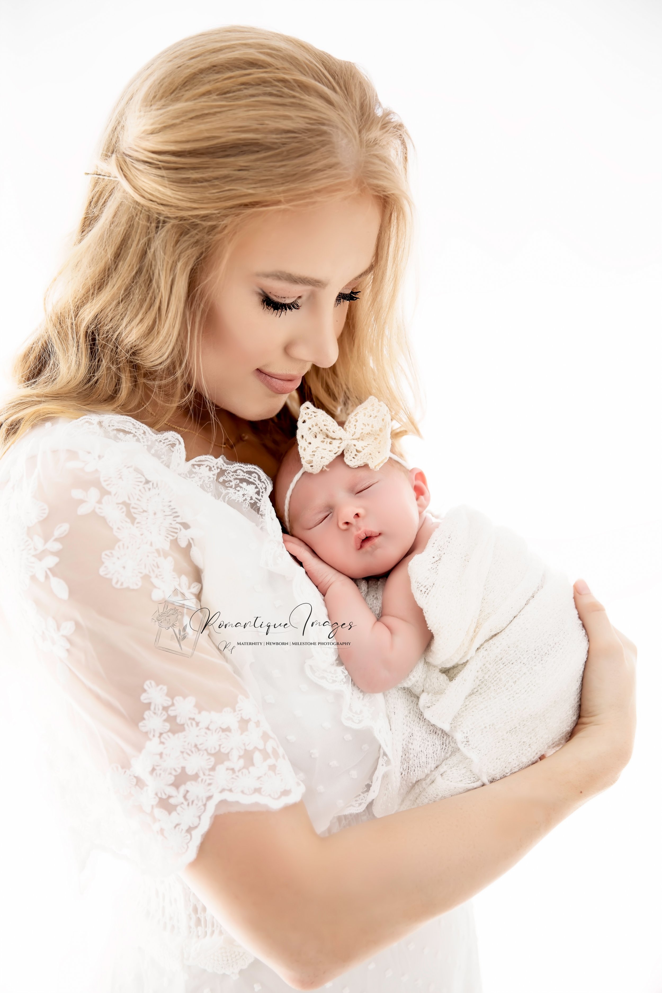 Baby (10)newbornriphotographer.jpg