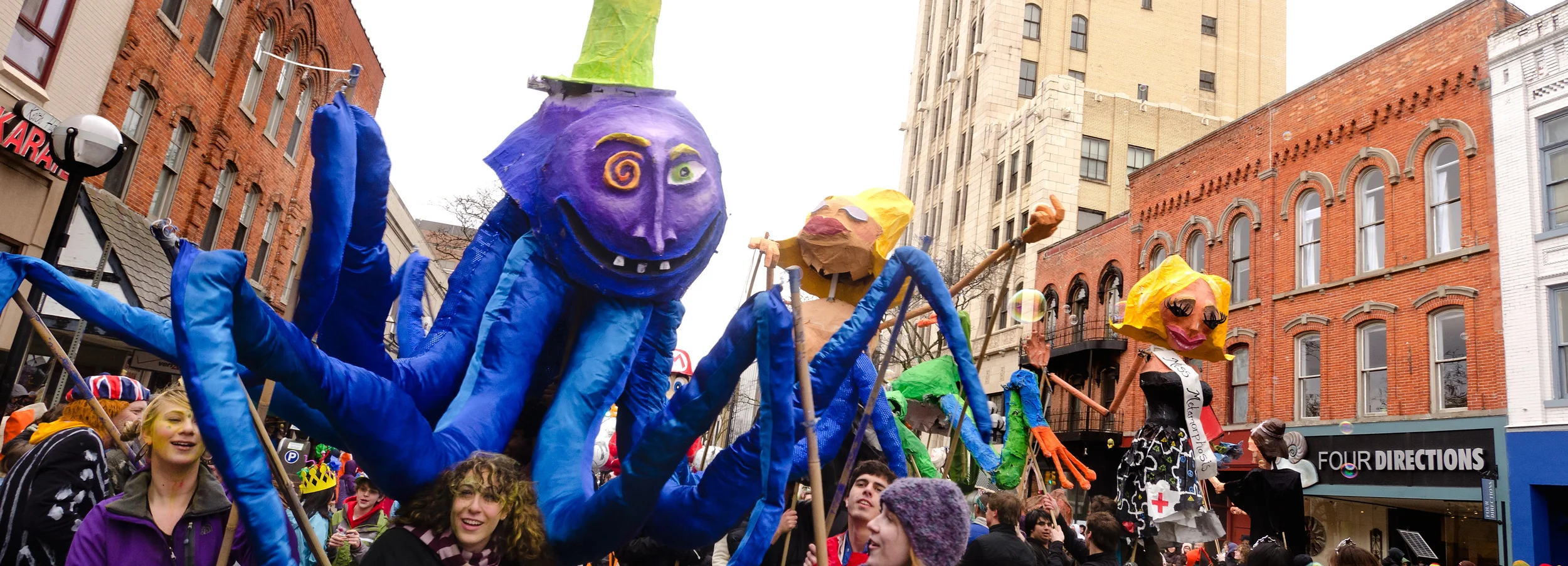festifools-mast-07.jpg