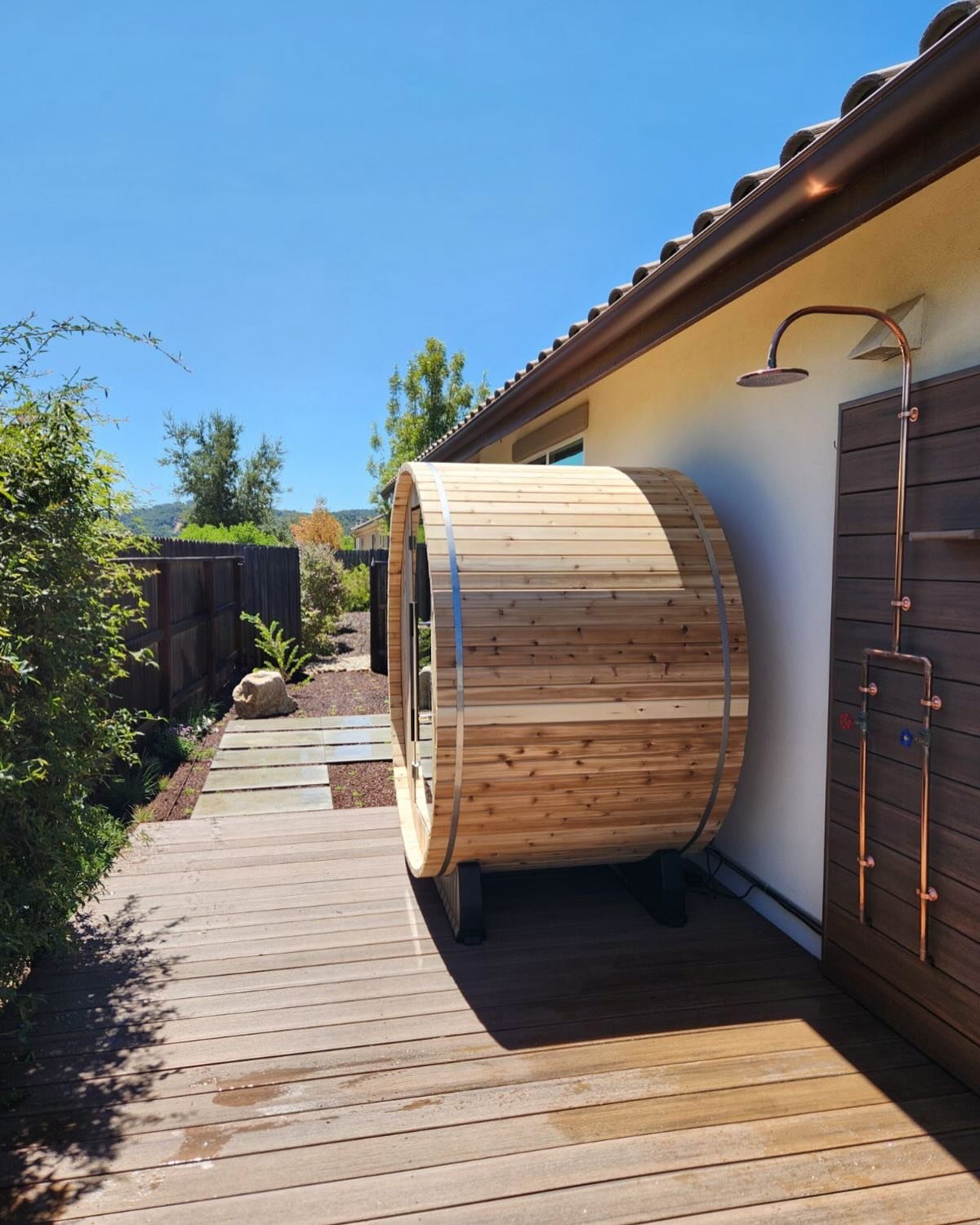 This sweet side yard renovation provided my awesome clients with the perfect adult relaxation zone. We turned nothing into a whole lot in just over a month, from design to installation. ✨
.
.
.
#ncdesigns #landscapedesign #805living #shareslo #landsc