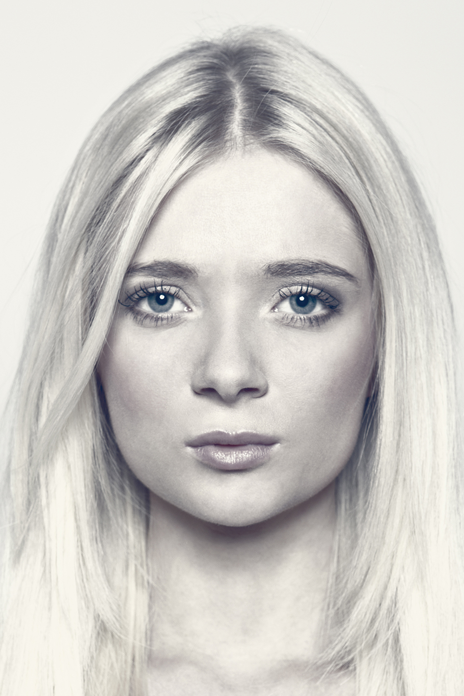 Portrait005.jpg