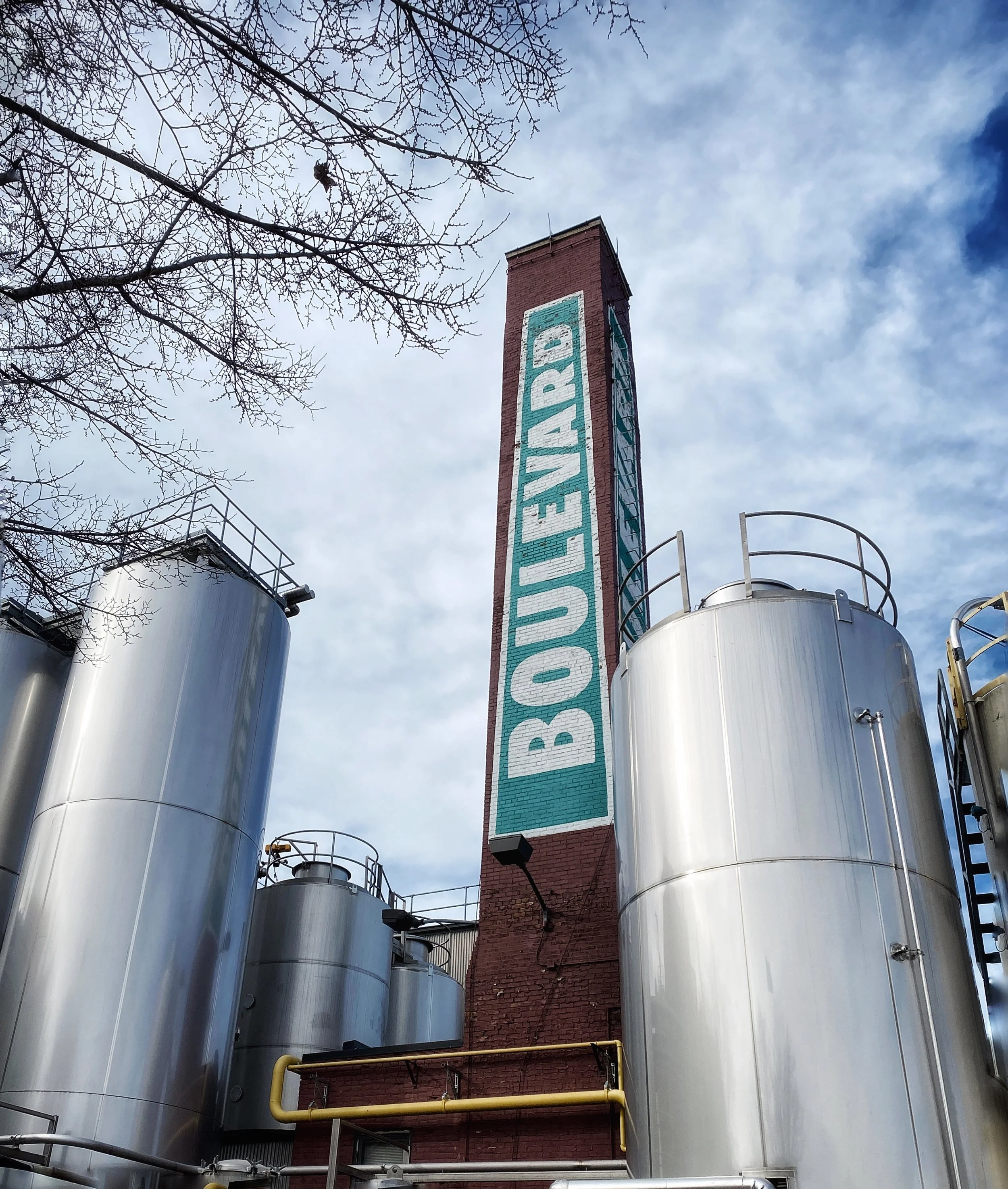 Boulevard Smokestack