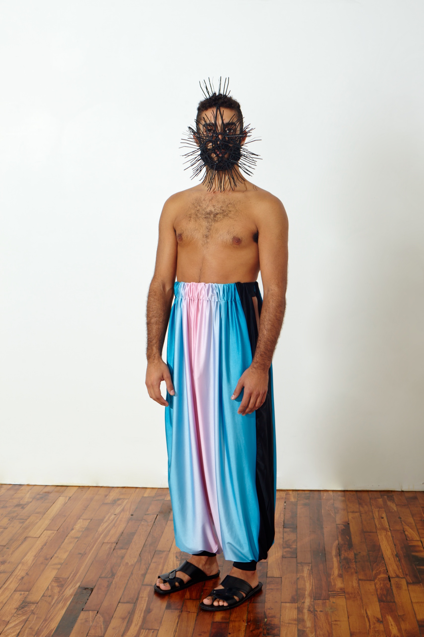 LOOK_3_008.jpg