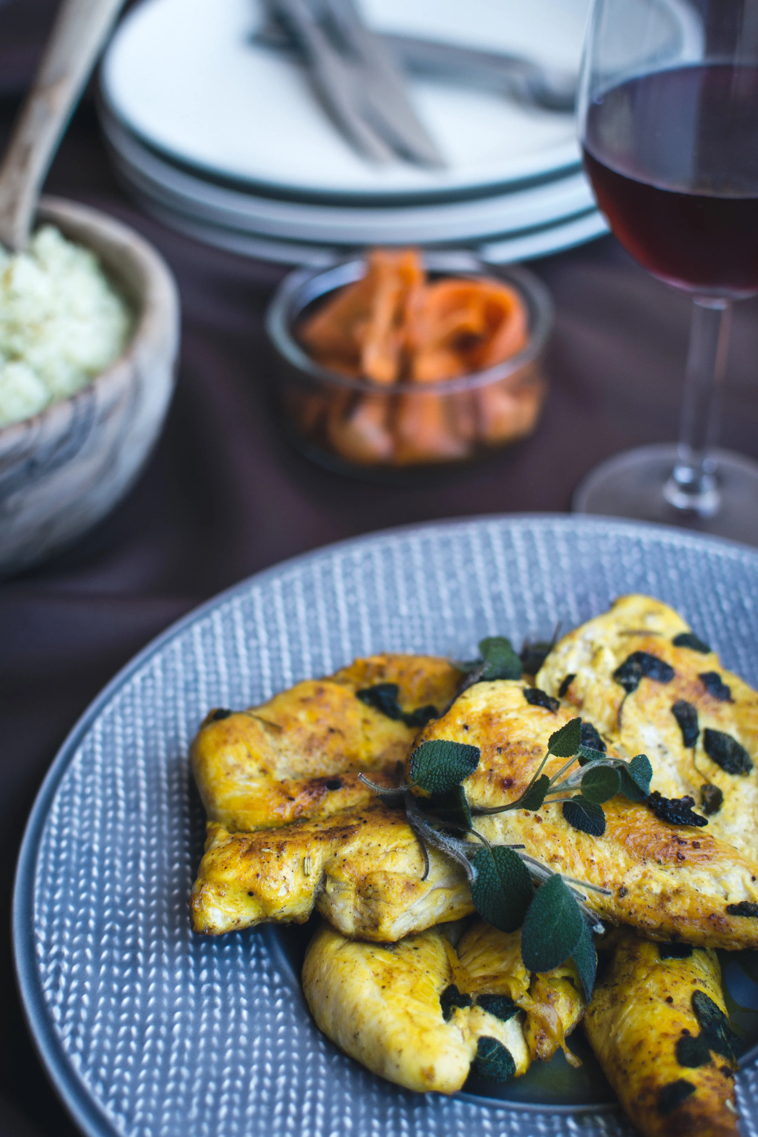 foodiesfeed.com_paleo-chicken-breast-with-mashed-cauliflower.jpg