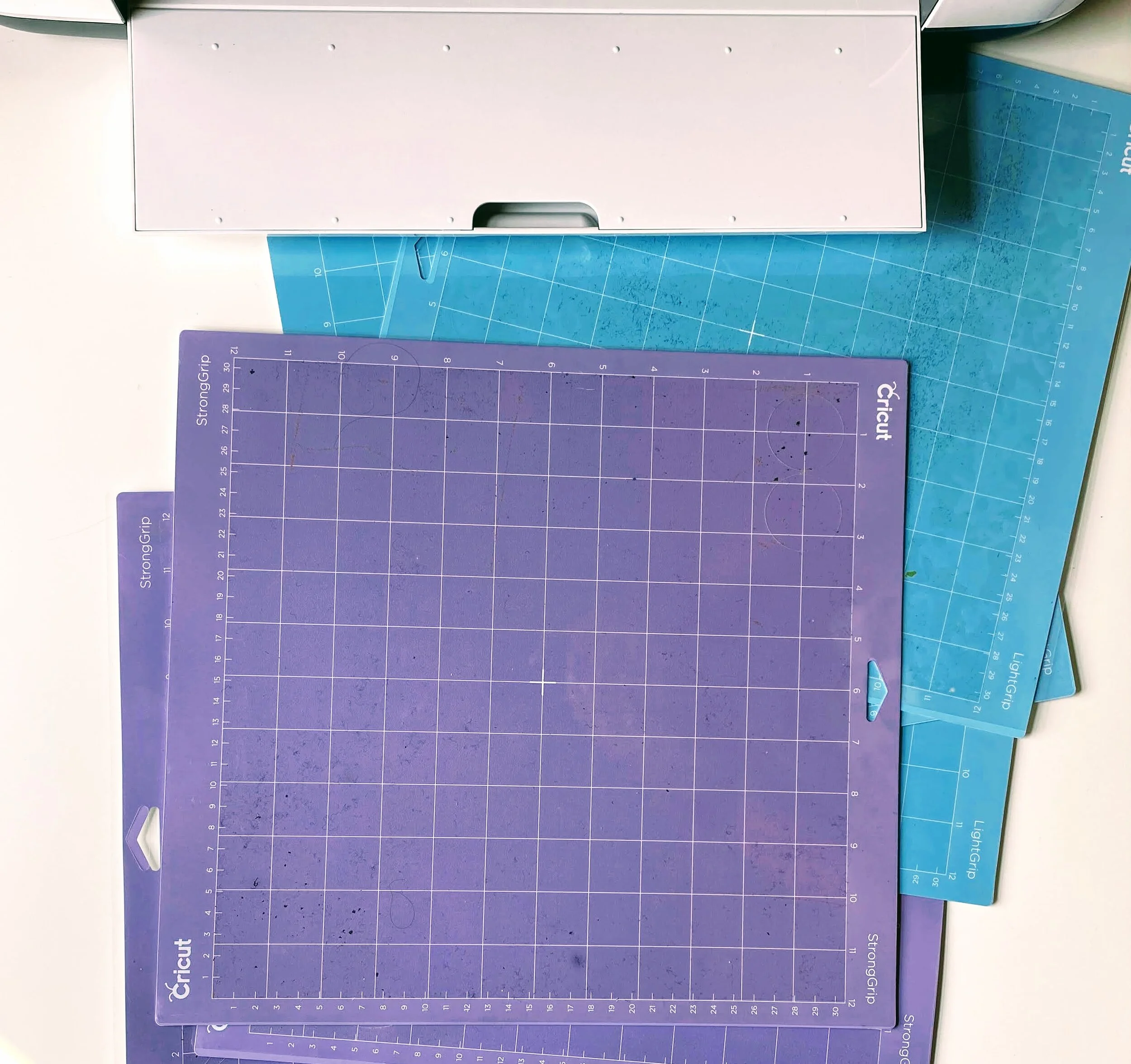 HOW TO CLEAN A CRICUT MAT — melissa voigt