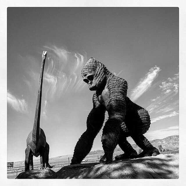 #roadsideattraction #peggiesuesdiner #dinopark #roadtrip #california