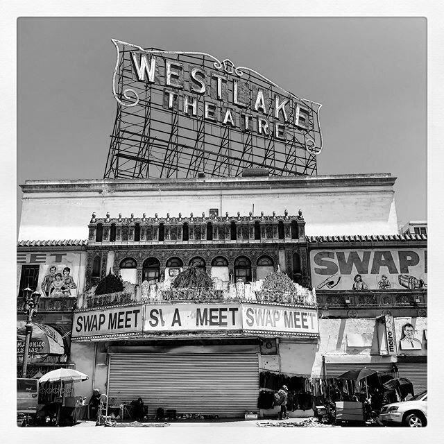 #dystopian #macarthurpark #westlaketheater #losangeles #crumblingcity #streetsoflosangeles #dtla #jj_streetshots #streetphotography #streetphoto_bnw #lunchwalk #architecture #architecturephotography