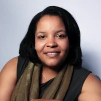 Kiya-Headshot-WEB.jpg