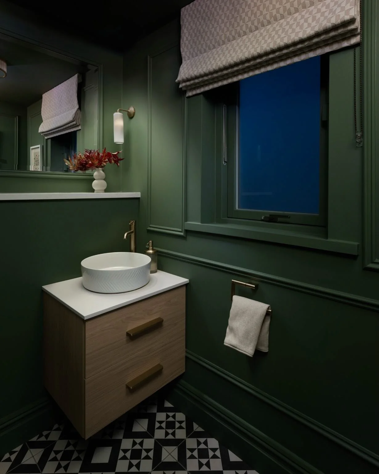 Small space. Big impact.

This bathroom is compact. But that&rsquo;s exactly why we leaned into a deeper, more dramatic palette.

Instead of trying to make it feel bigger, we focused on making it feel intentional.

The panelling adds structure, the d