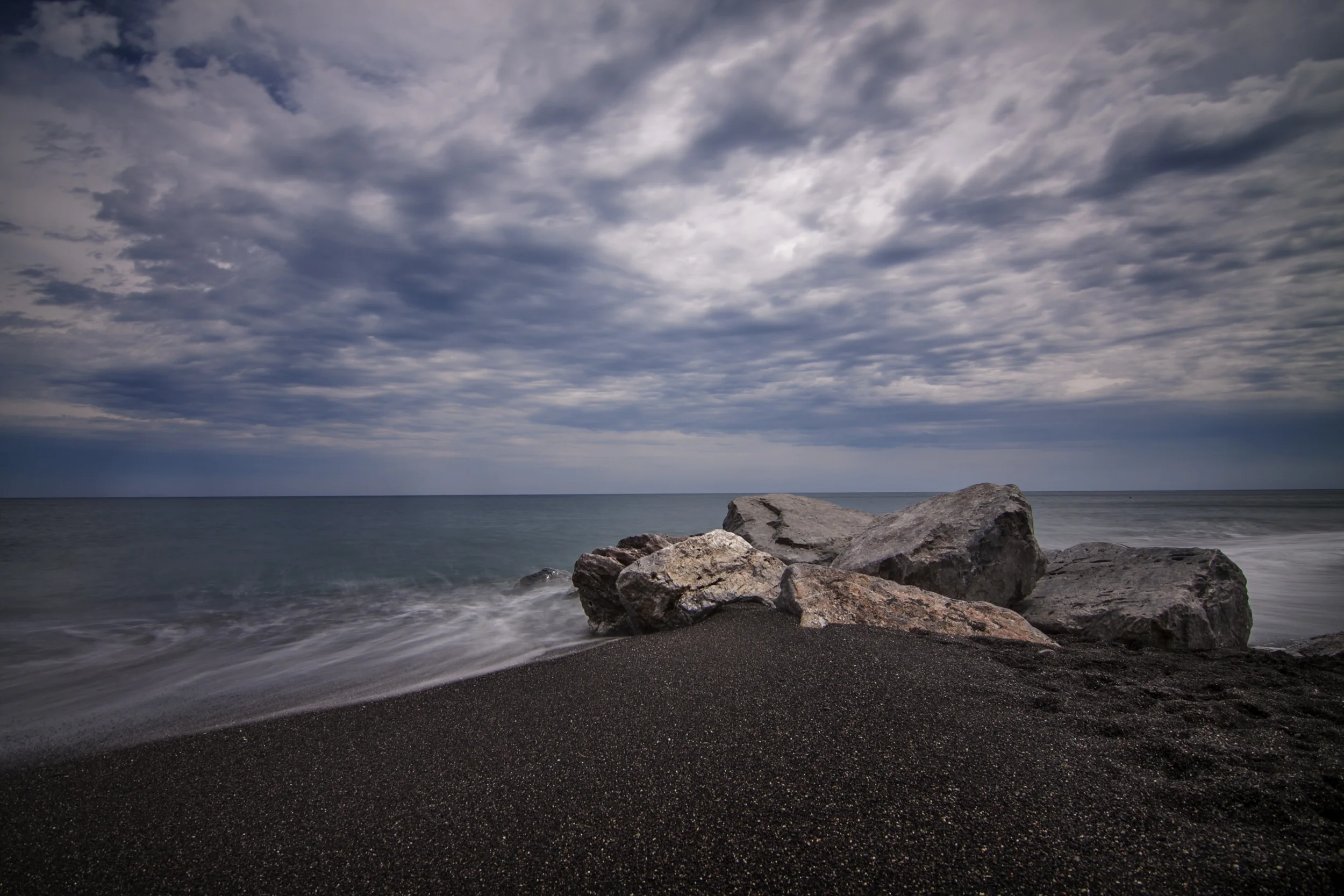 IMG_6317 copyrocks.jpg