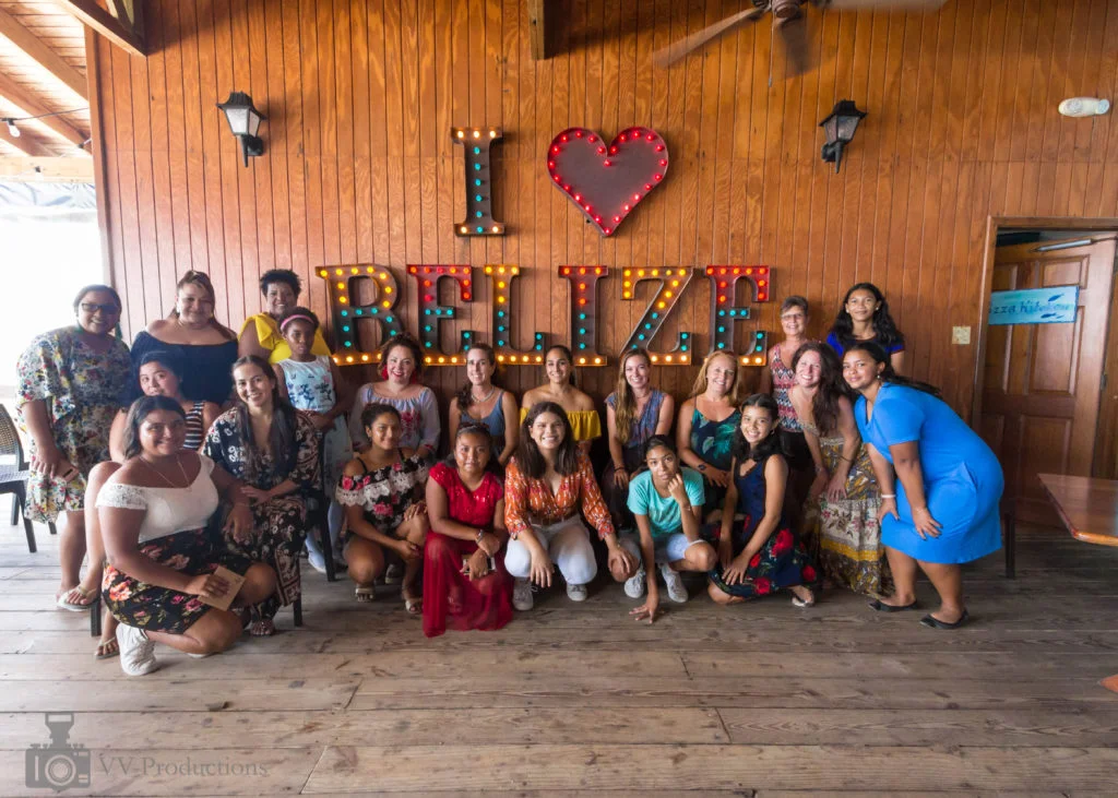 Group-Picture-I-Love-Belize-watermarked-1-1024x731.jpg