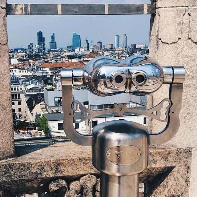 &Eacute;STAINE #bts: What a beautiful city! We are thrilled to be in Milan.