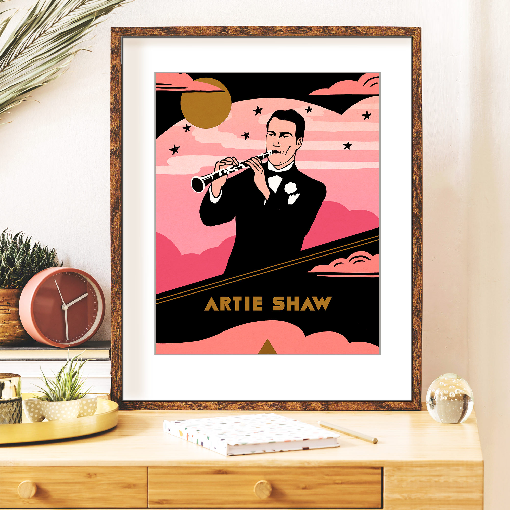 Artie_DESK.png