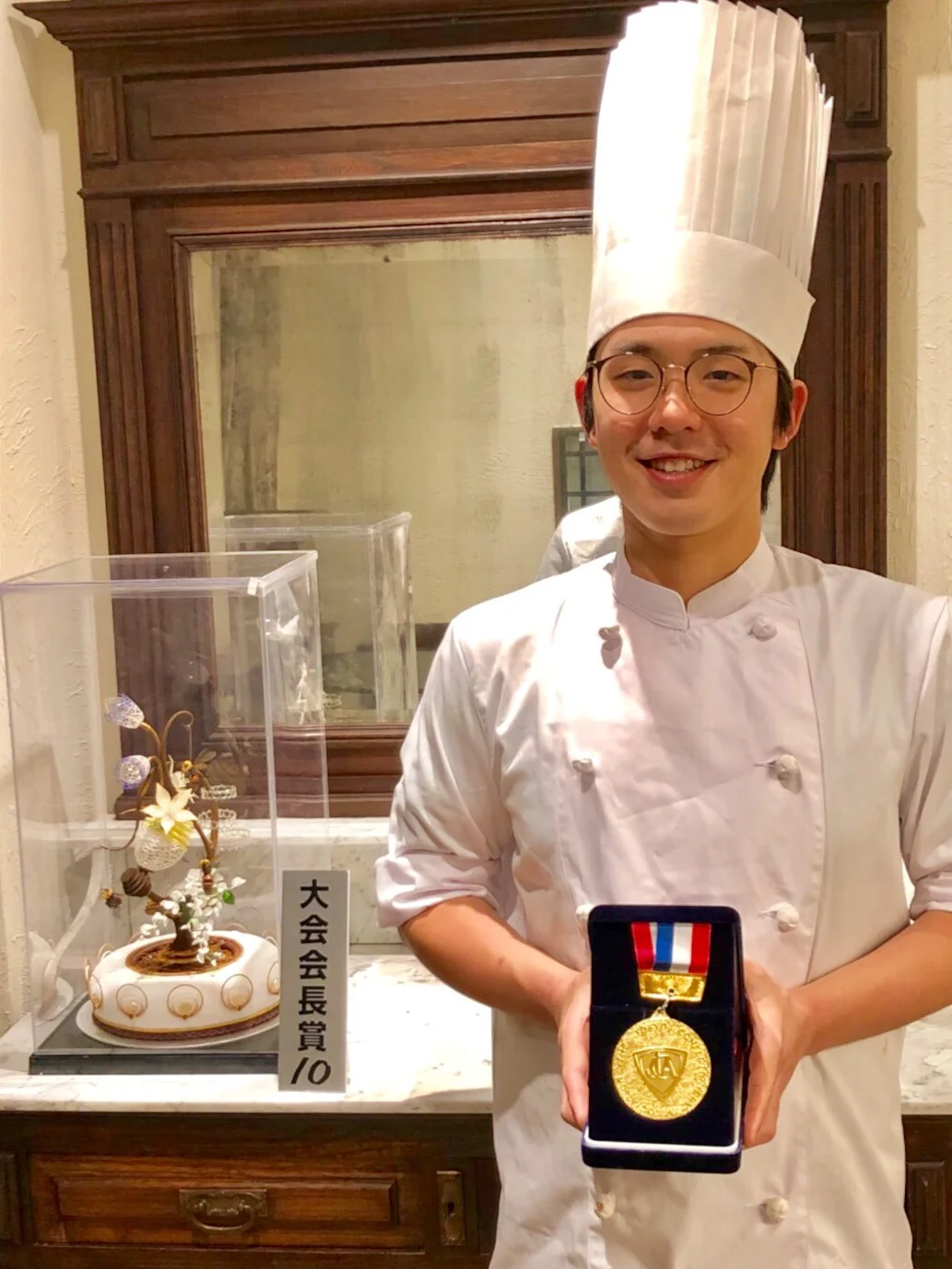 ジャパン・ケーキショー東京 小型工芸部門 大会会長賞受賞のお知らせ