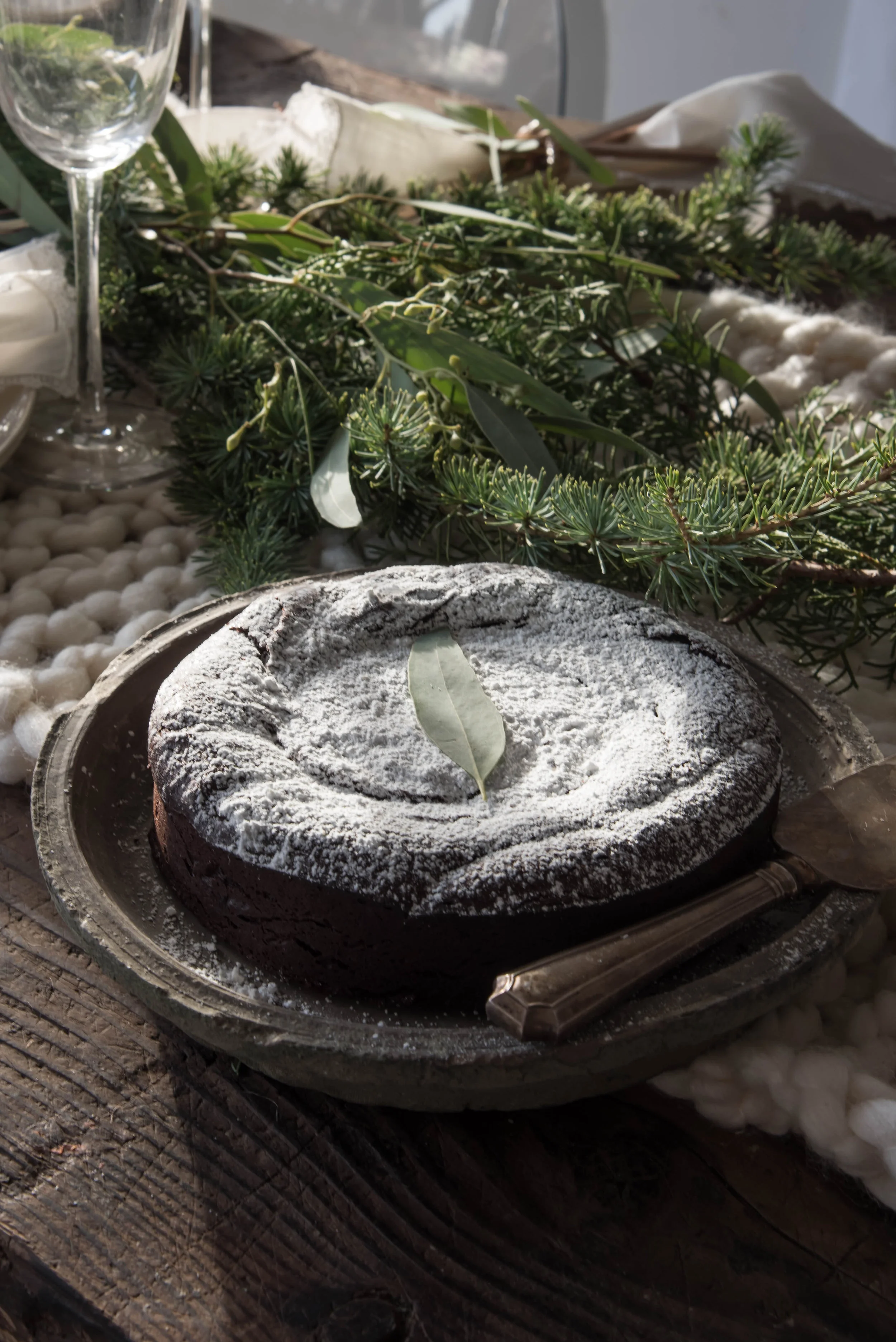 ROSE & IVY Journal Celebrate the Season | Chocolate Peppermint Flourless Cake