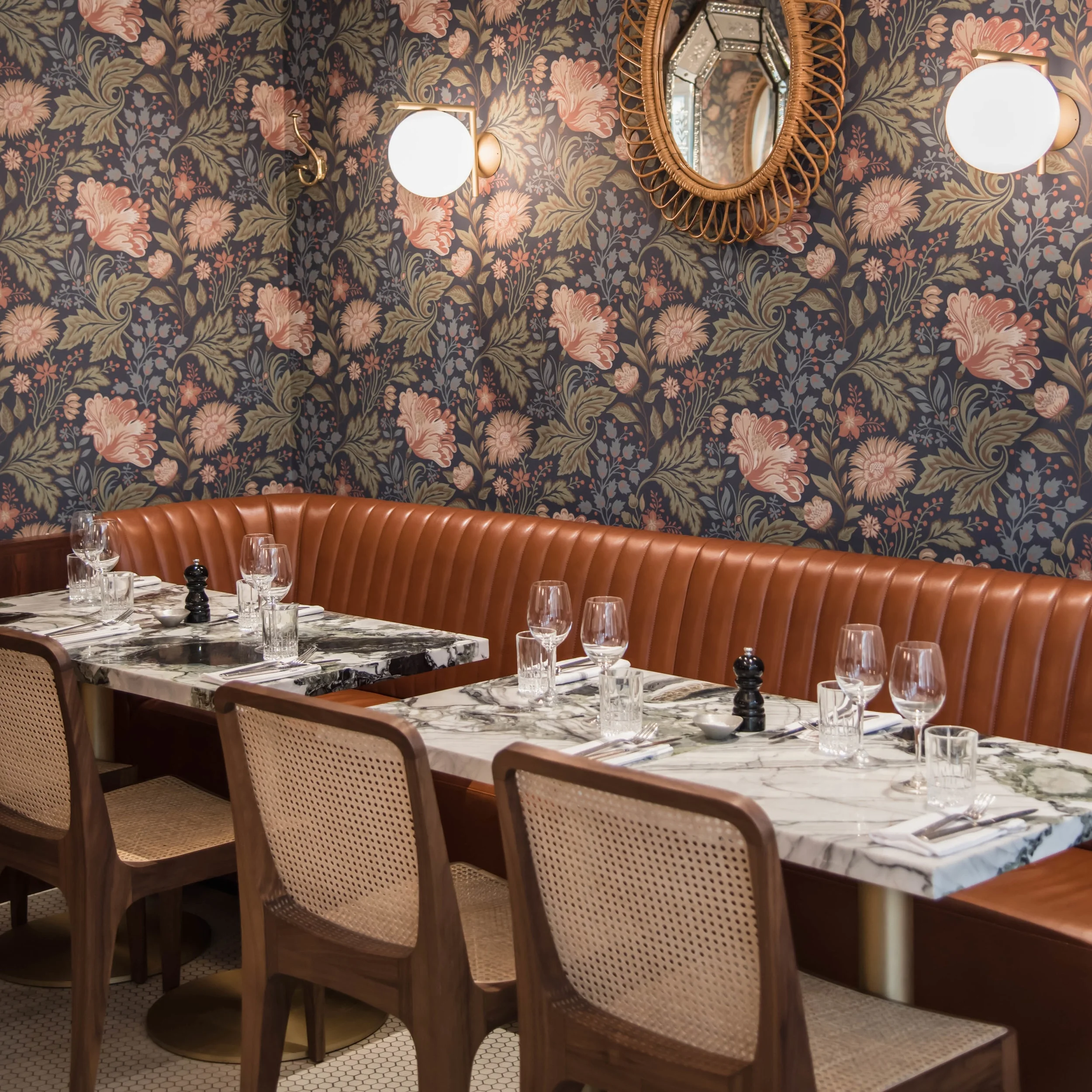 When In Paris Dine at Clover Grill