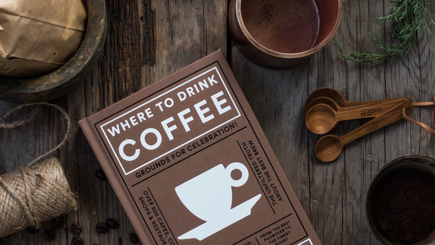 ROSE+&+IVY+Journal+The+Gift+Guide+for+the+Caffeine+Lover+Where+to+Drink+Coffee+Phaidon,+Mondays+Mug,+Zenbunni+Biodynamic+Coffee.jpg