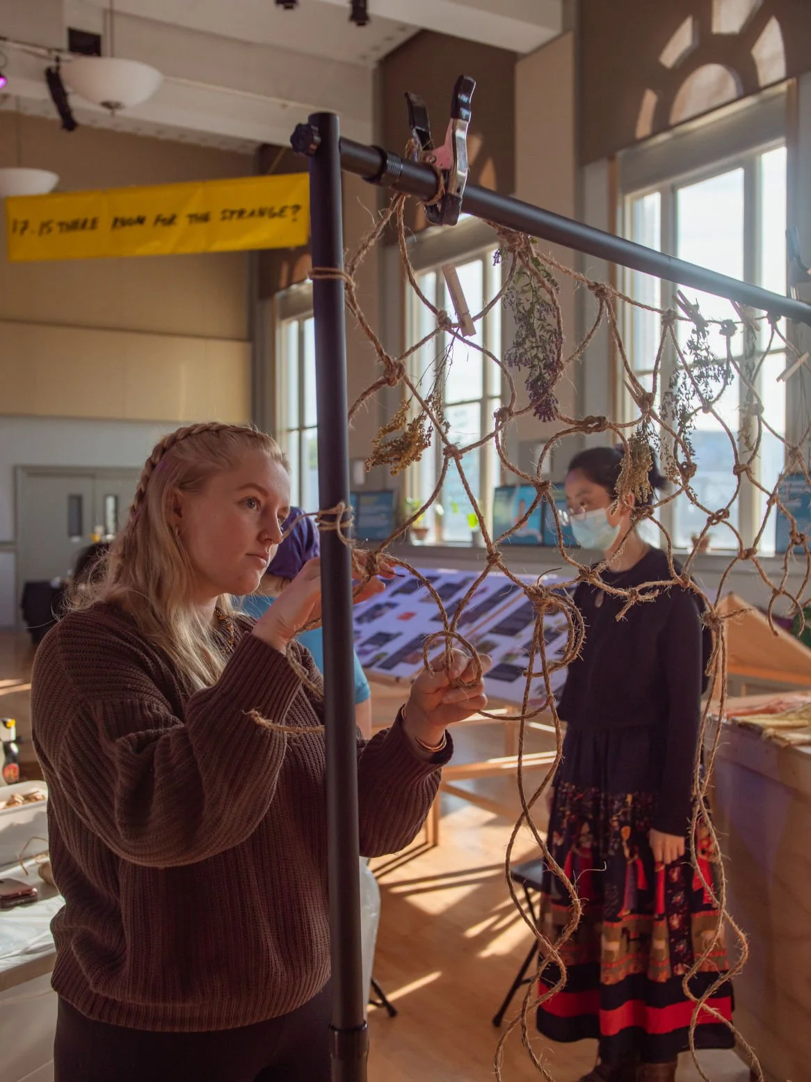 SocialMaking_NaturalHandDyeing_wFrancescaSantiago_Photo by J.Faña_1044146.jpg