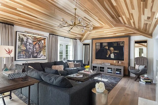 HALLIDAY INTERIORS