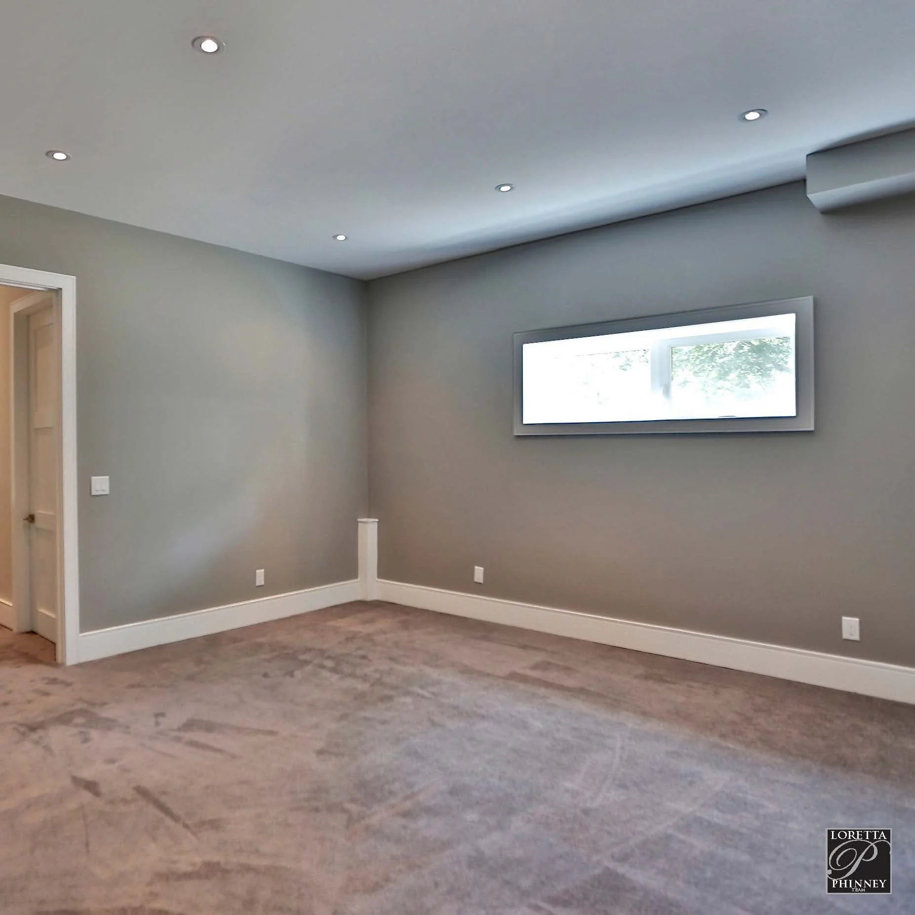 PropertyBrochure_29B Pine Ave N_Page_09.jpg