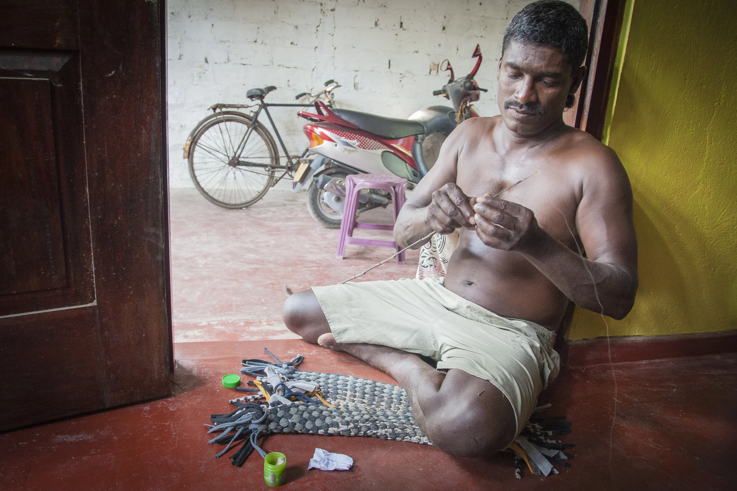 20140528 Sri Lanka Fisherman_6069.jpg