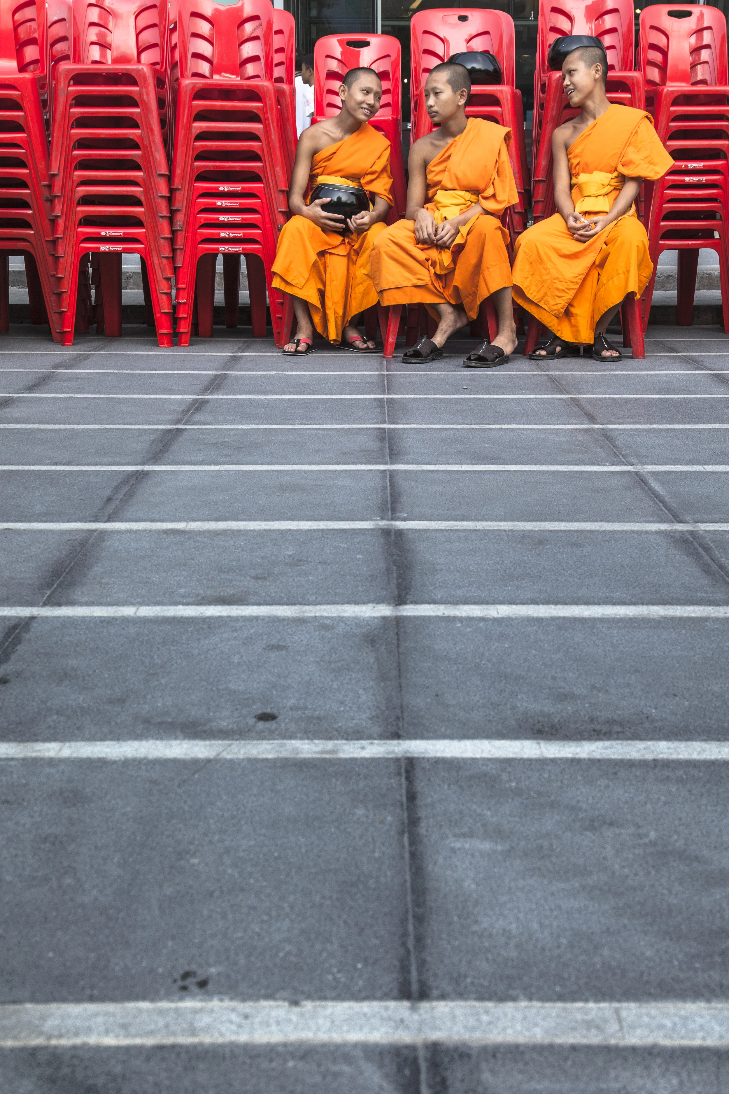 201407128 Monks_3233.jpg
