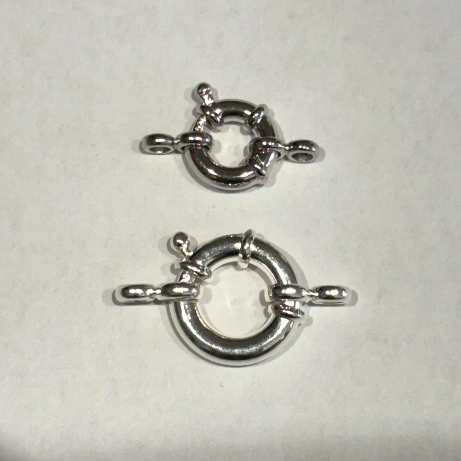 SILVER BOLT RING CLASP