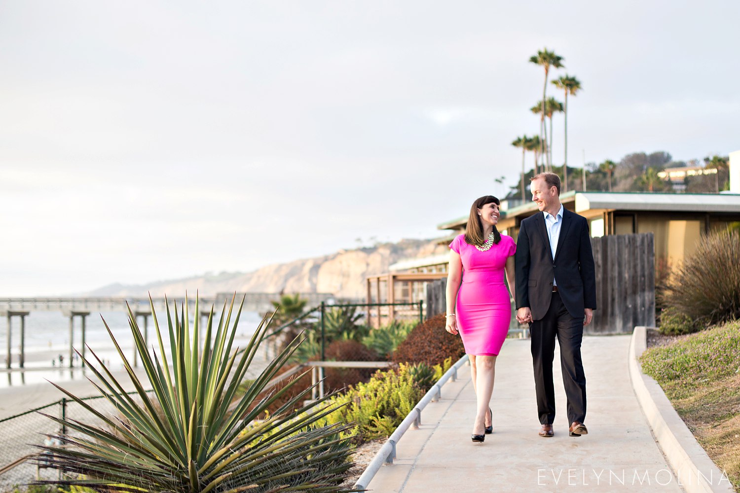 Seaside Scripps Forum - Cassie and Matt - Evelyn Molina Photography_011.jpg