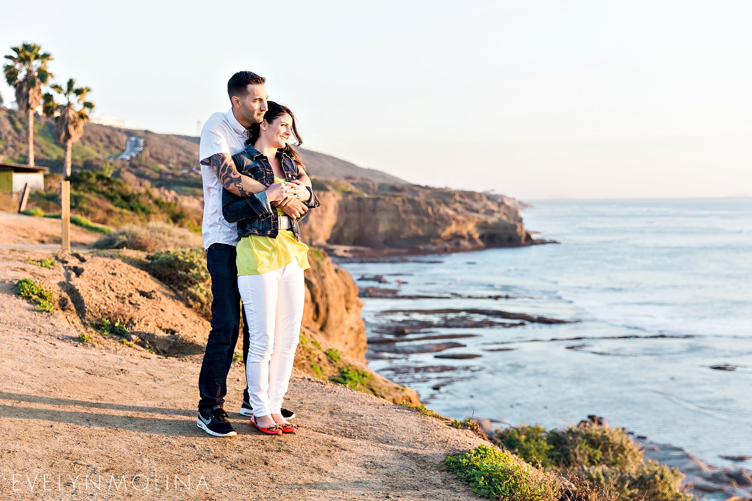 Sunset Cliffs Engagement Session - Carly and Alex - Evelyn Molina Photography_0014.jpg