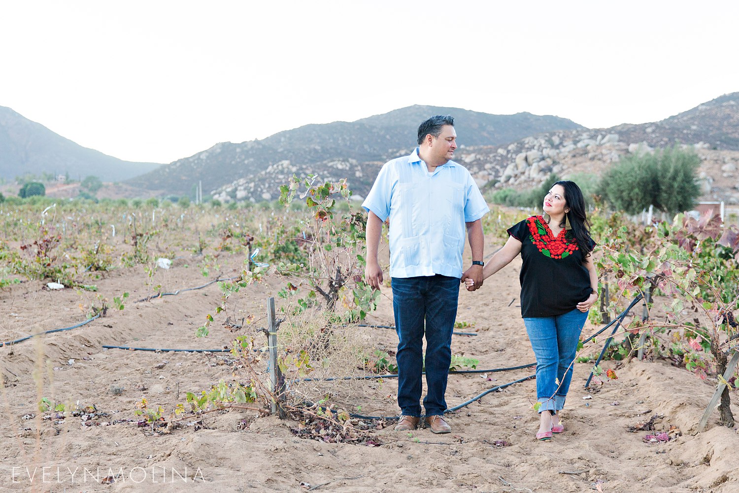 Valle de Guadalupe Engagement - Lala and Frank_0028.jpg