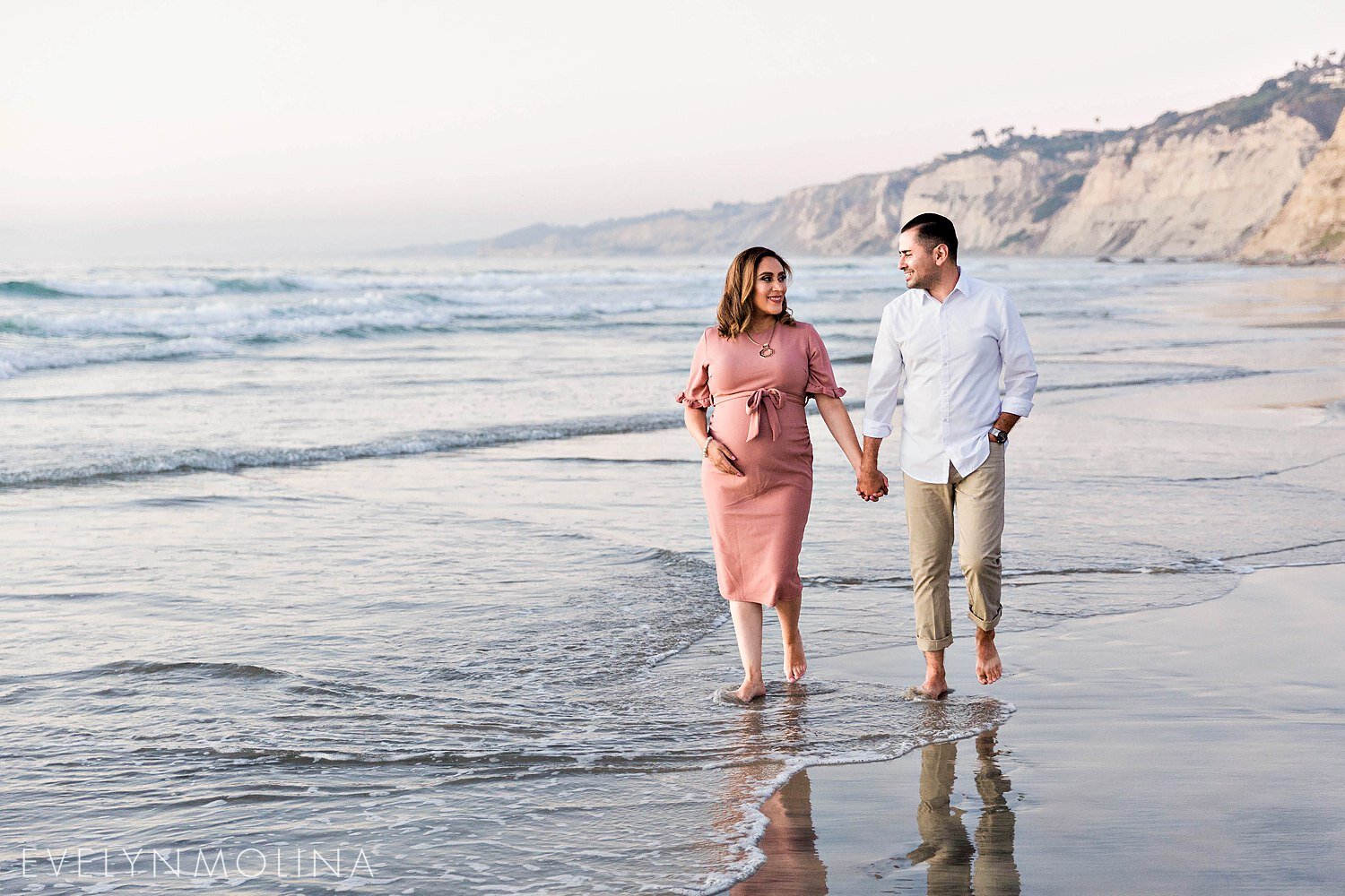 La Jolla Maternity Session - Estrella and Estevan_0026.jpg