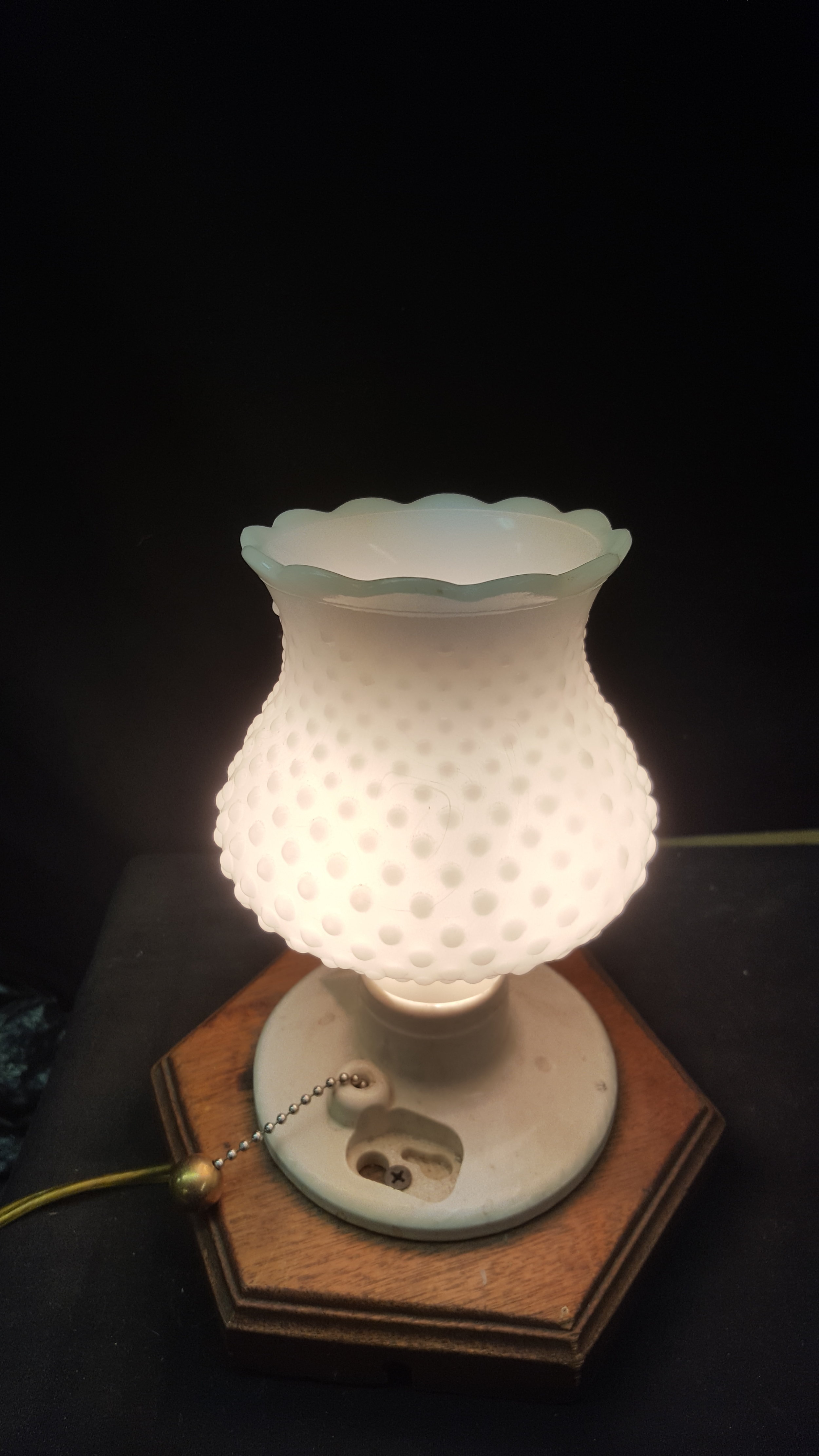 Details about   Vintage Hurricane Lamp Shade White Milk Glass Hobnail Scalloped Sconce Globe 