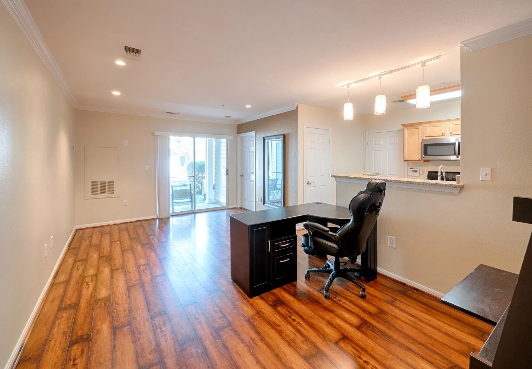 living dining 2.jpg