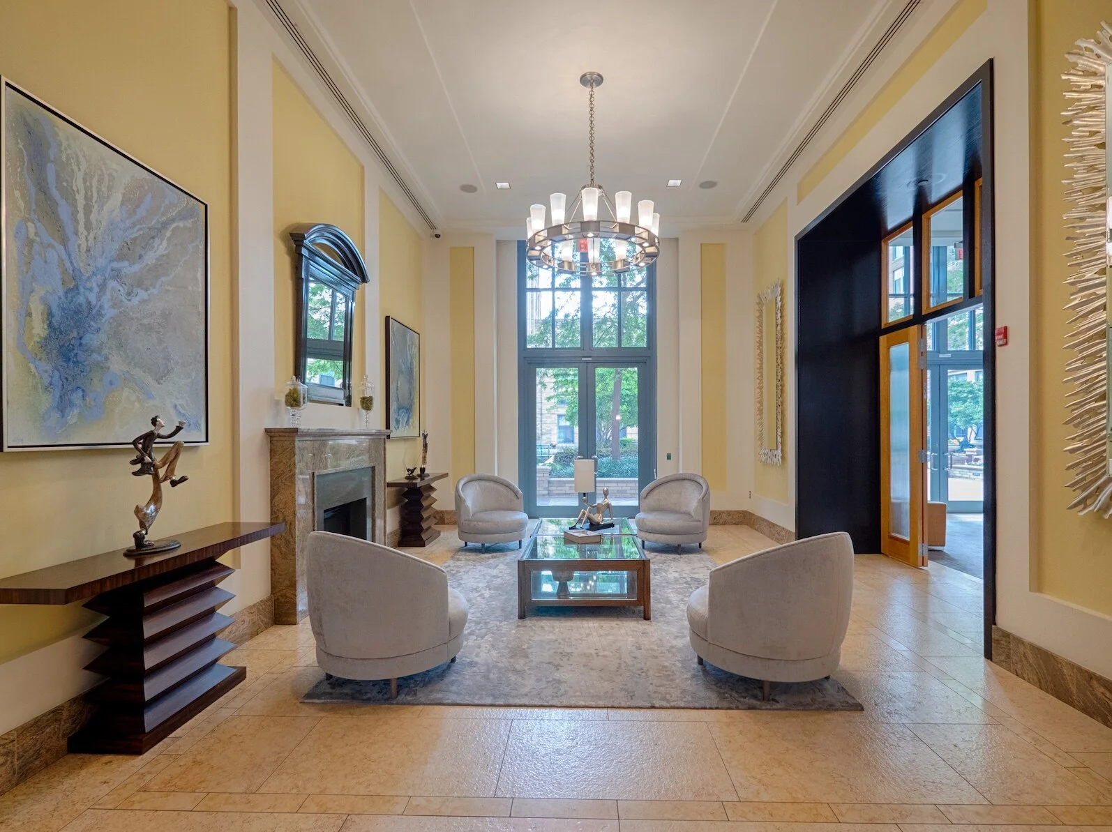 lobby lounge.jpg
