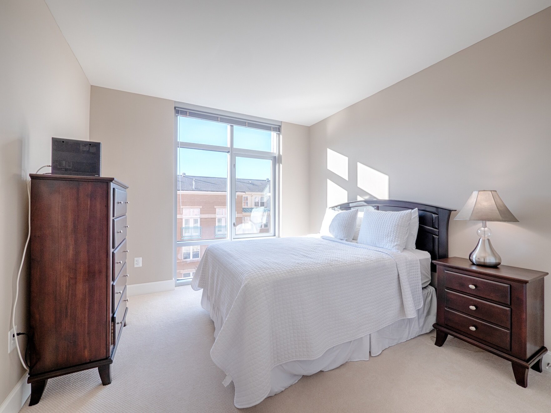 second bedroom.jpg